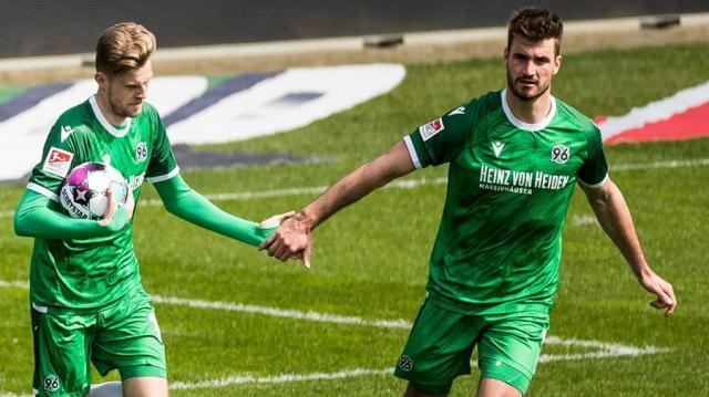 1683194971606003911.jpg 1683194971606003911.jpg